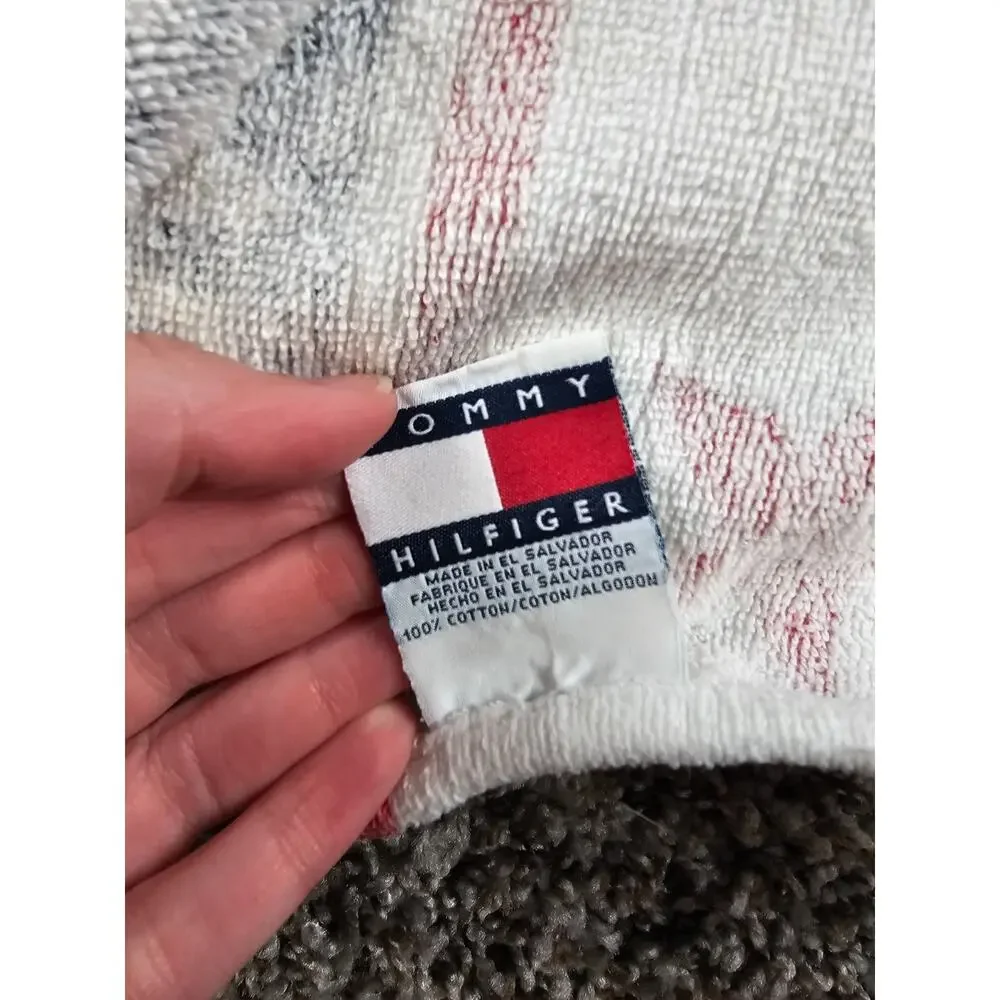 Vtg Y2K Tommy Hilfiger beach towel featuring a bold star and stripe design